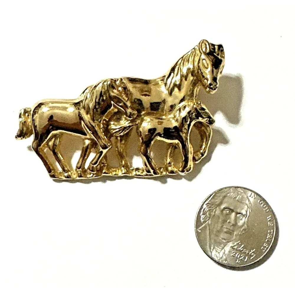 Vintage Horse Family Brooch Glossy Gold Tone Equestrian Statement Pin 2 1/2